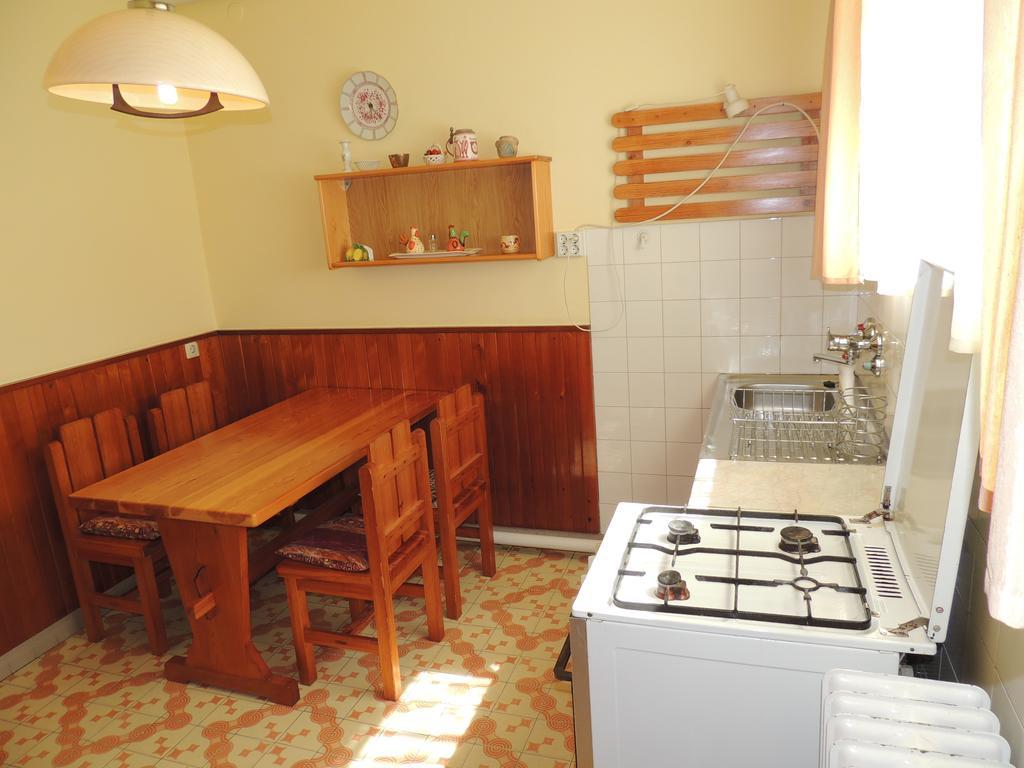 Roselio Garden Appartement Hévíz Kamer foto